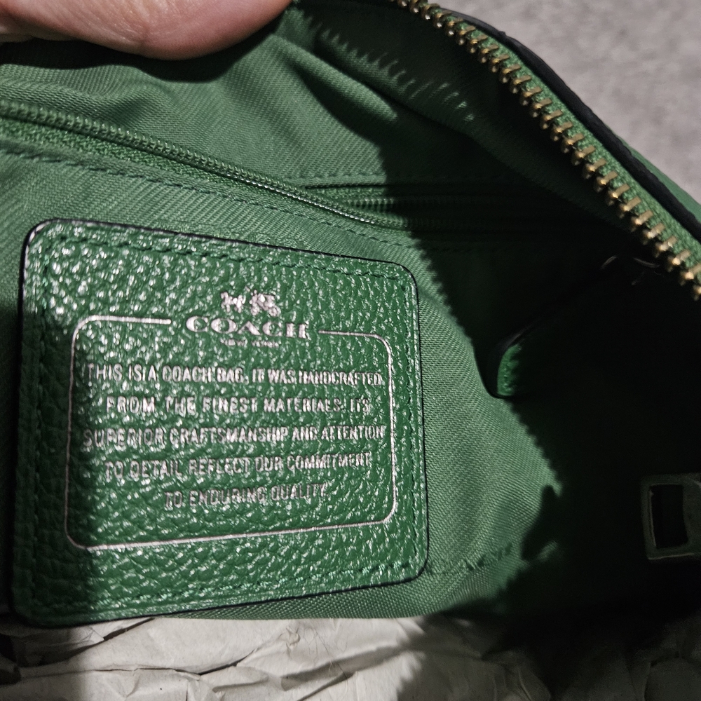 Coach Green Leather Women's Bag - Picture 3 of 4